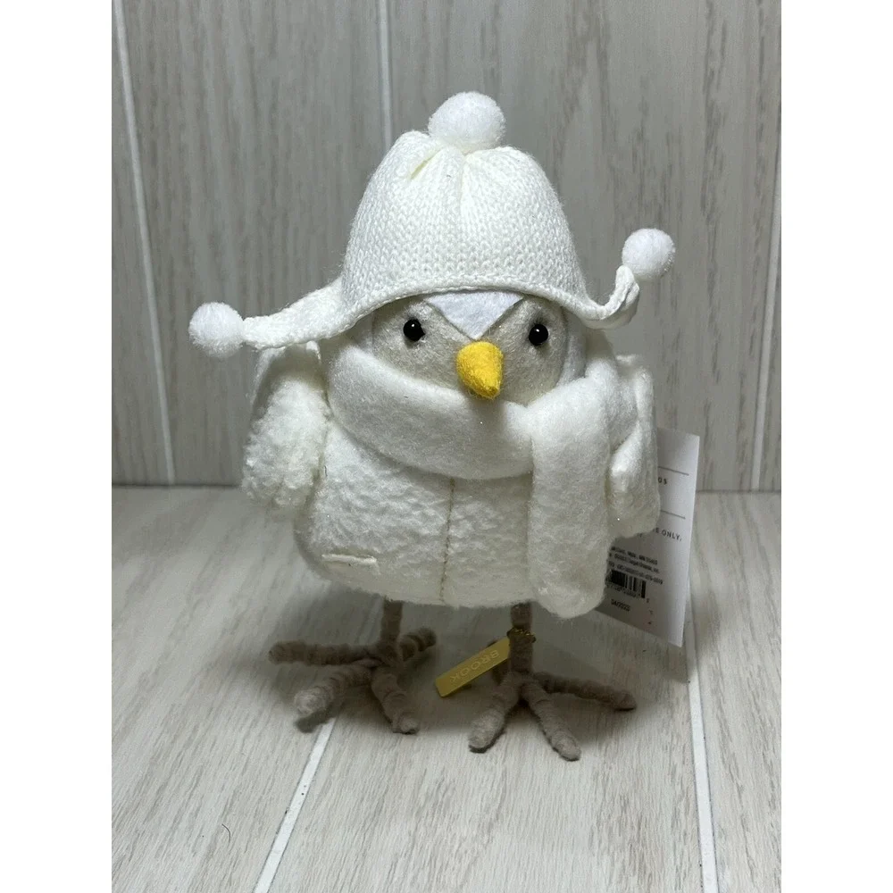 Wondershop‎ Featherly Friends Brook Bird Figure White Hat  2023 Xmas